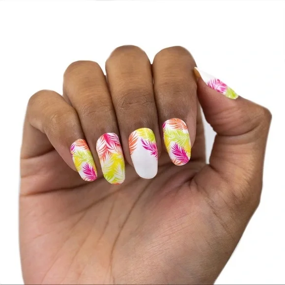 *Retired* Color Street: Frond of You | Tropical Summer Island Neon White Palm - Picture 7 of 10